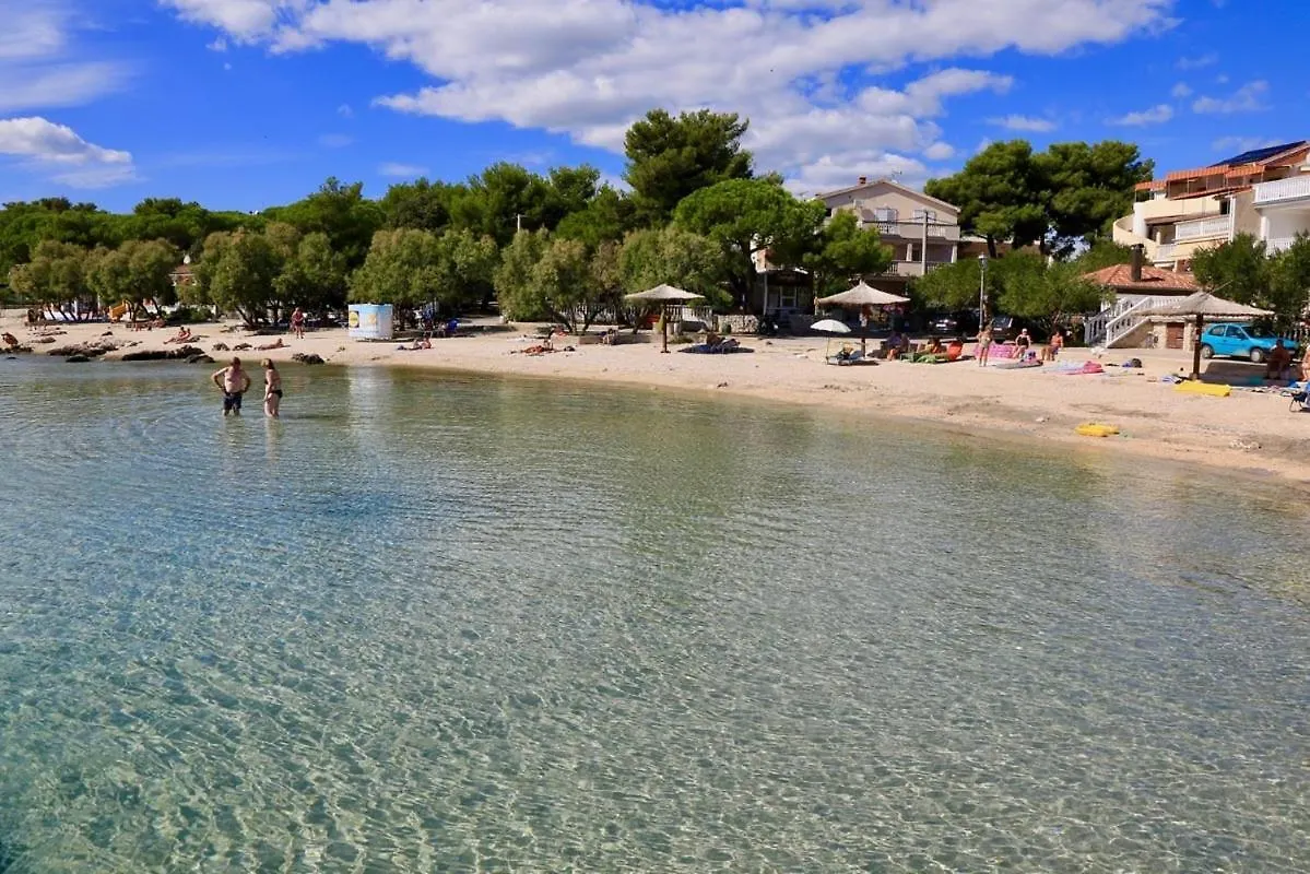 בית הארחה Apartments And Rooms By The Sea Pakostane, Biograd - 18426