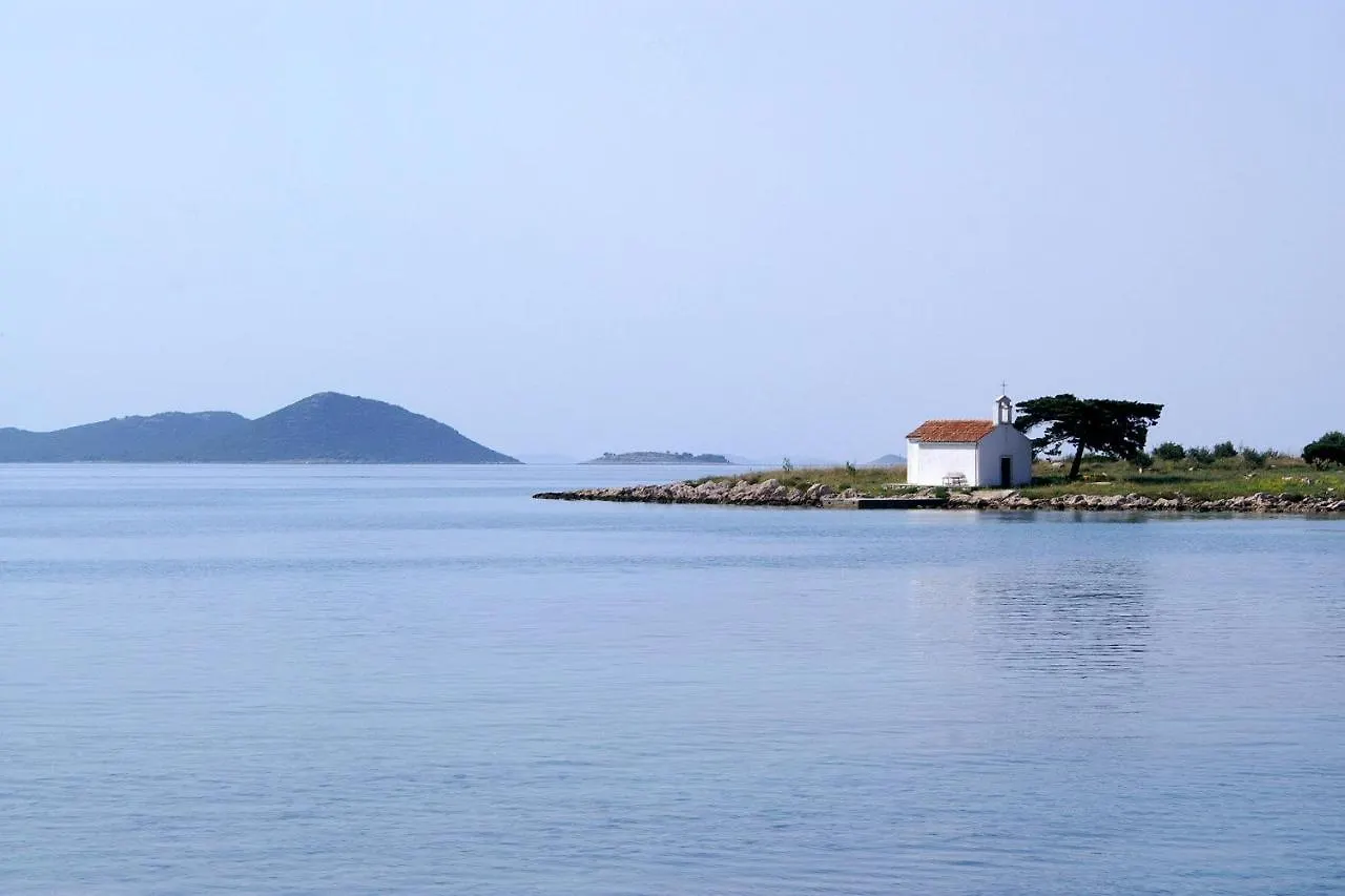 בית הארחה Apartments And Rooms By The Sea Pakostane, Biograd - 18426