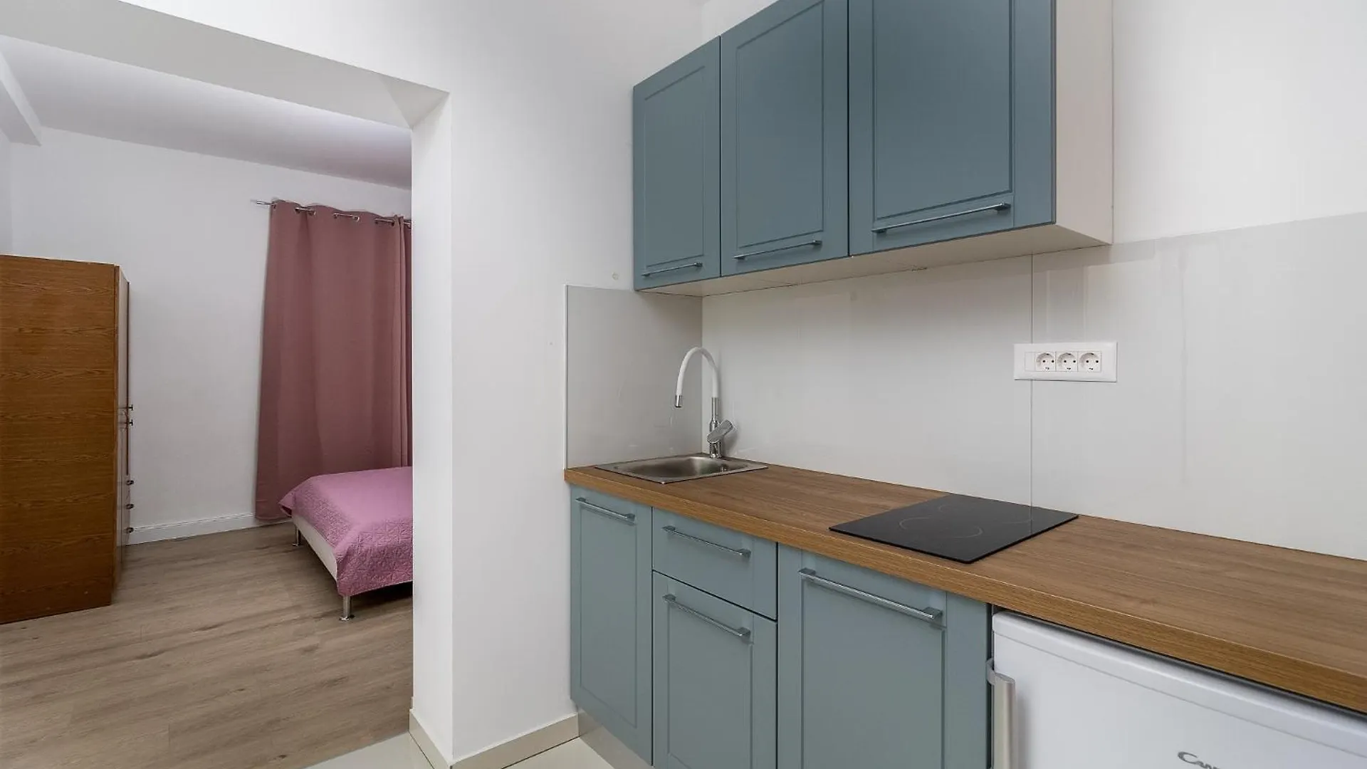 Apartments And Rooms By The Sea Pakostane, Biograd - 18426 Guest house